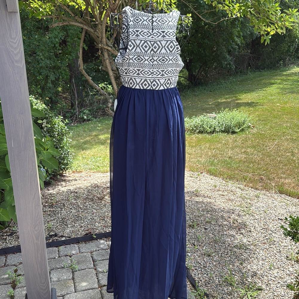 TULAROSA bejeweled embroidered maxi dress - Picture 6 of 6